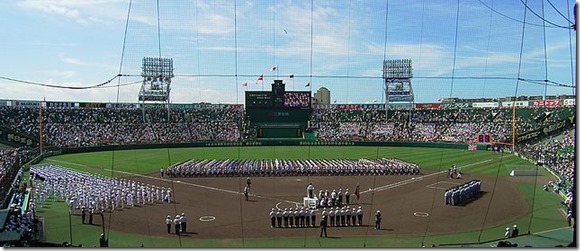 2014-01-17_640px-Hanshin_Koshien_Stadium_2007-19