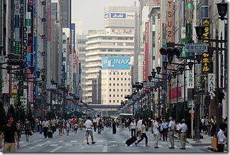 20151022_320px-Car_Free_Ginza